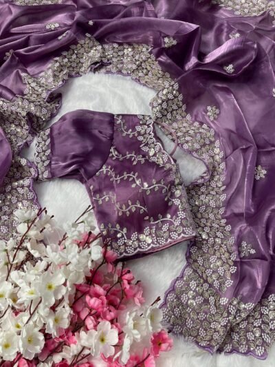 Pure soft zimmy choo silk saree - Image 7